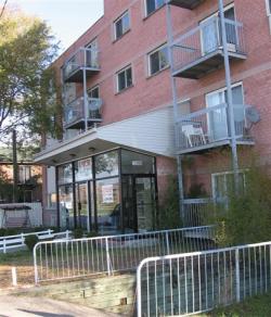 Appartement 2 Chambres a louer à Pointe-aux-Trembles a 13900-13910 Sherbrooke Est - Photo 02 - TrouveUnAppart – L1194